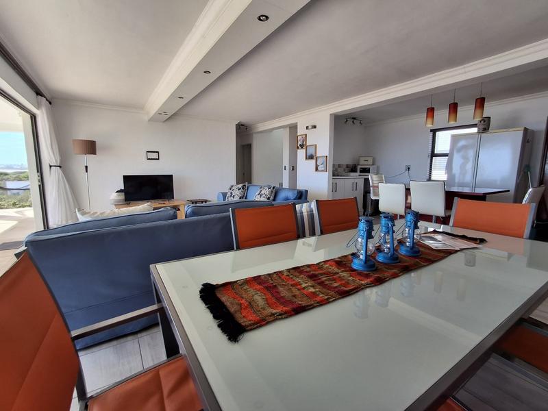 To Let 3 Bedroom Property for Rent in Golden Mile Western Cape
